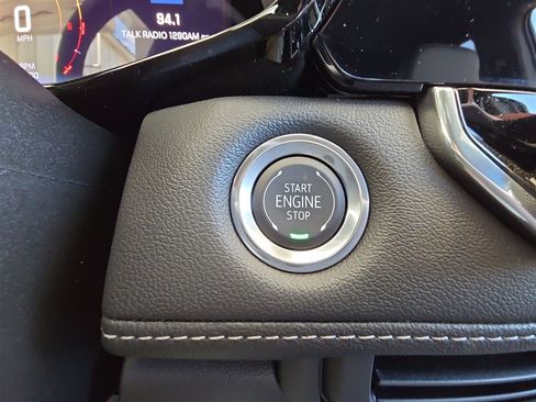 New 2025 Chevrolet Colorado LT w/ LT Convenience Package image 17