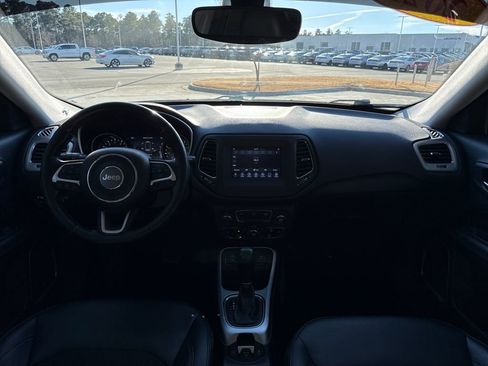 Used 2021 Jeep Compass Latitude w/ Convenience Group image 16