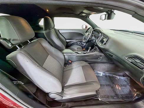 Used 2018 Dodge Challenger R/T w/ Blacktop Package image 16