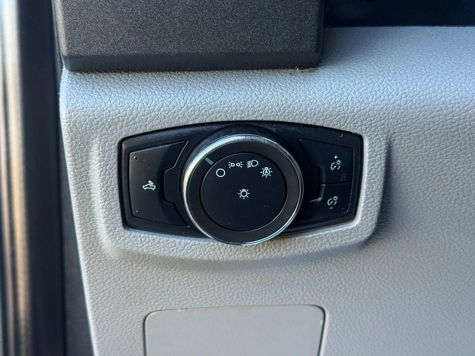Used 2020 Ford F250 XL w/ Power Equipment Group RWD image 31
