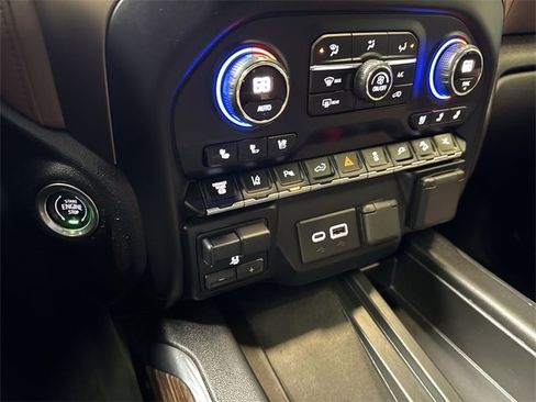 Used 2021 Chevrolet Silverado 3500 High Country w/ Z71 Off-Road Package image 21