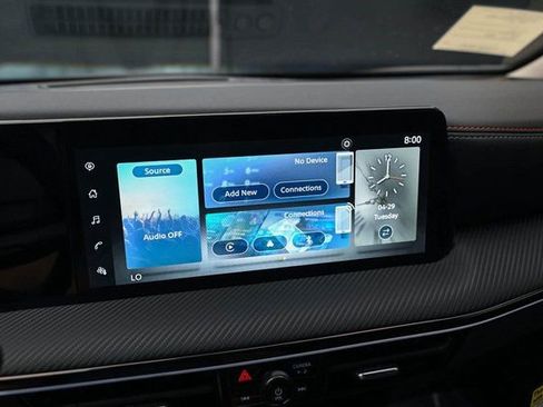 New 2025 Nissan Kicks SR w/ Illumination Package image 31