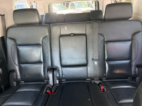 Used 2019 Chevrolet Suburban LT AWD/4WD image 26