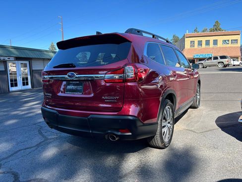 Used 2022 Subaru Ascent Limited AWD/4WD image 5
