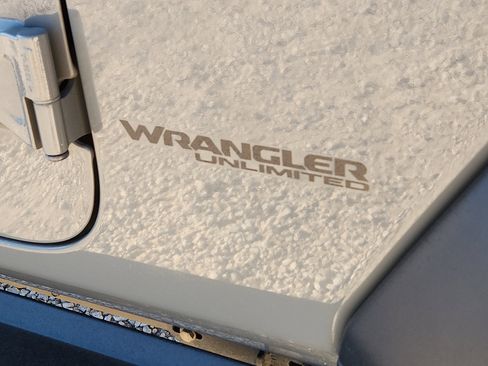 Used 2021 Jeep Wrangler Unlimited Sport image 8