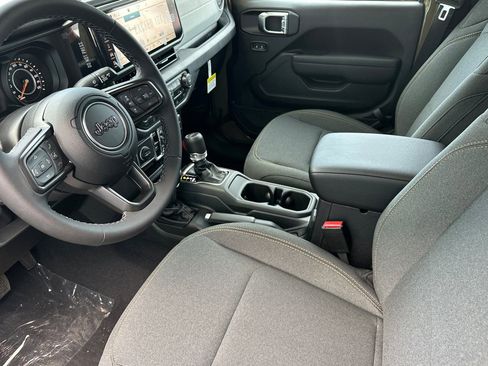 New 2026 Jeep Gladiator Sport image 7