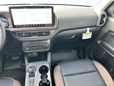 New 2025 Ford Bronco Sport Outer Banks w/ Sasquatch Outer Banks Package AWD/4WD image 14