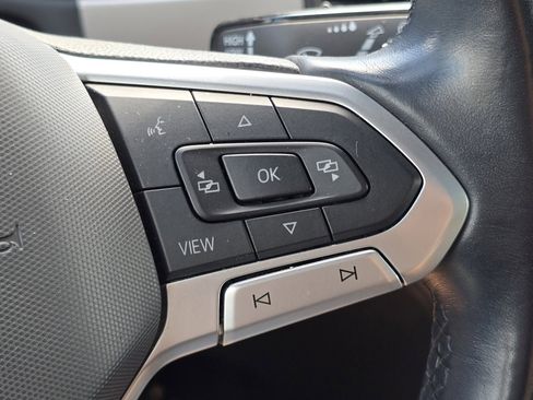 Used 2020 Volkswagen Atlas Cross Sport SE w/ Panoramic Sunroof Package AWD/4WD image 13