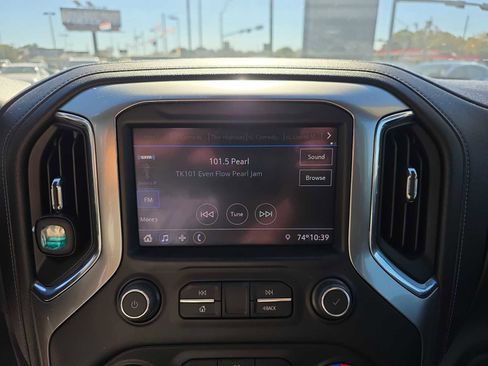 Used 2022 Chevrolet Silverado 1500 RST w/ Z71 Off-Road Package image 10