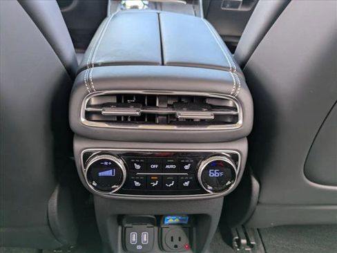 Used 2024 Genesis GV80 3.5T w/ Prestige Matte Package image 19