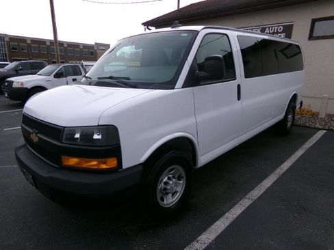 Used 2019 Chevrolet Express 3500 LS w/ Cold Climate Package image 7