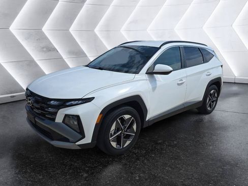 Used 2025 Hyundai Tucson SEL FWD image 1