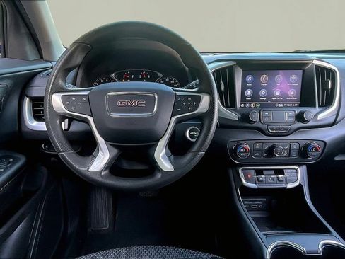 Used 2022 GMC Terrain SLE w/ Driver Convenience Package AWD/4WD image 8