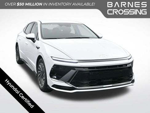 Used 2025 Hyundai Sonata SEL FWD image 1
