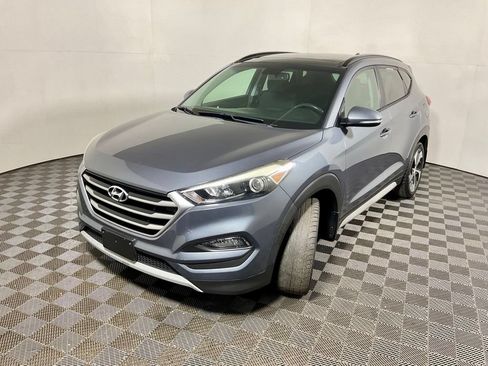 Used 2018 Hyundai Tucson Value AWD/4WD image 11