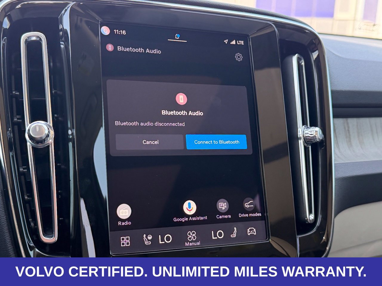 Certified 2025 Volvo XC40 B5 Ultra w/ Protection Package Premier AWD/4WD image 25