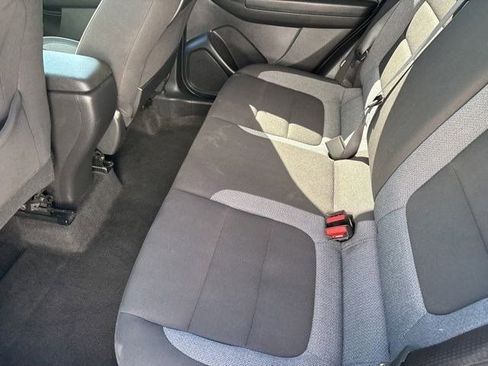 Used 2023 Chevrolet TrailBlazer LT FWD image 30