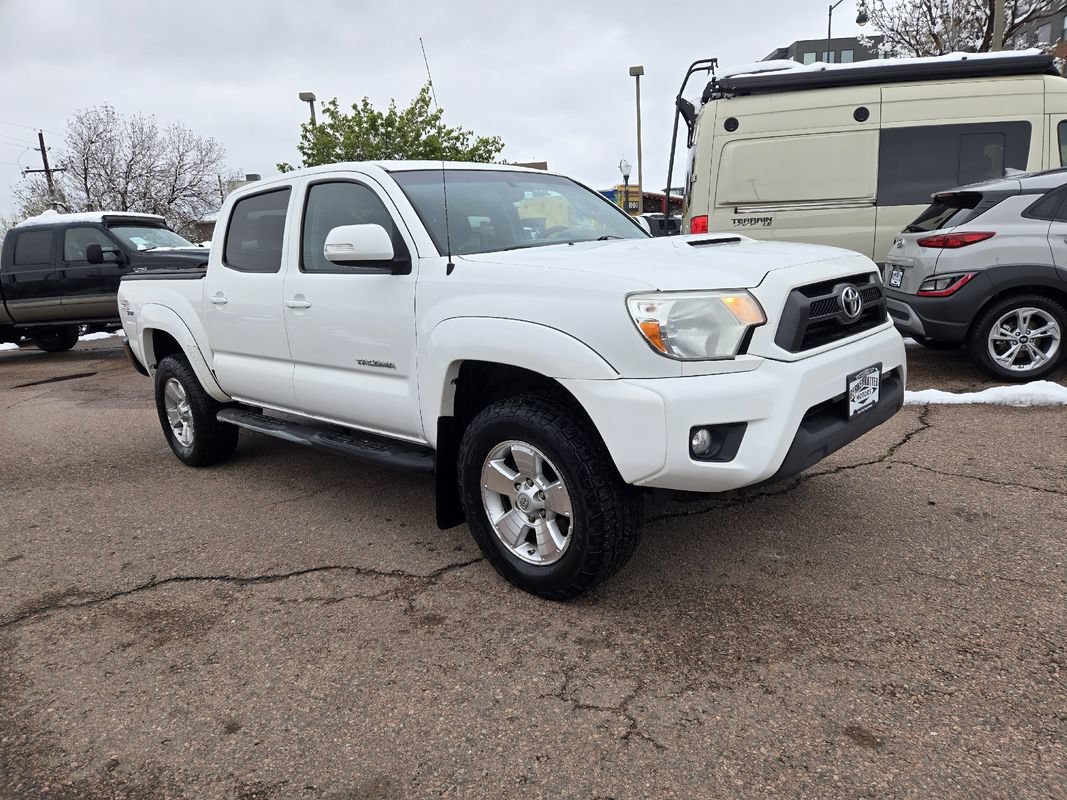 Used 2012 Toyota Tacoma 4x4 Double Cab w/ TRD Sport Pkg image 2