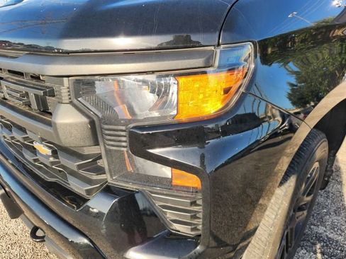 Used 2023 Chevrolet Silverado 1500 Custom RWD image 6