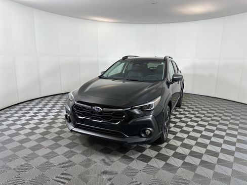 Used 2025 Subaru Crosstrek 2.5i Limited image 2