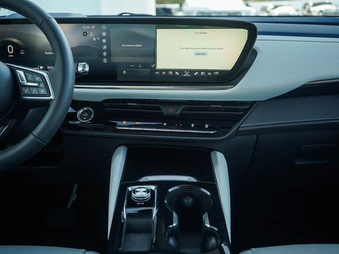 New 2026 Buick Envision Avenir image 17