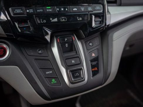 Used 2018 Honda Odyssey EX image 26