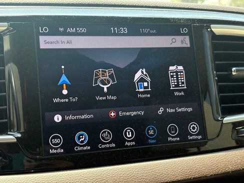 Used 2020 Chrysler Pacifica Touring-L Plus w/ Advanced Safetytec Group FWD image 16