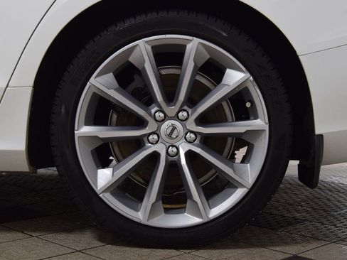 Used 2020 Volvo V60 T5 Momentum w/ Premium Package image 24