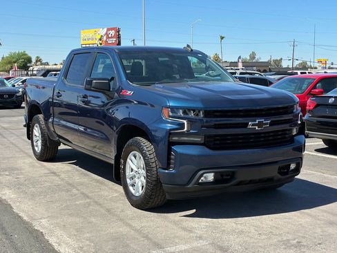 Used 2021 Chevrolet Silverado 1500 RST AWD/4WD image 12