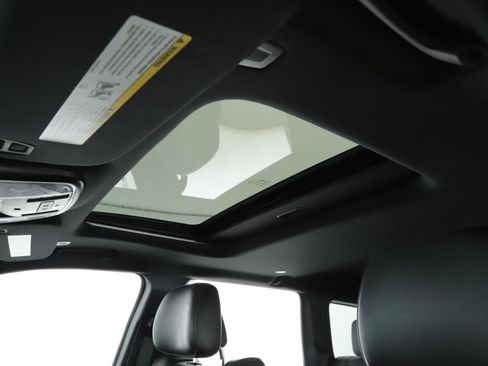 Used 2020 Jeep Grand Cherokee Limited AWD/4WD image 5