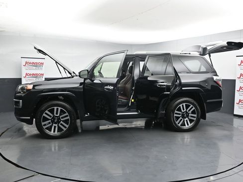 Used 2018 Toyota 4Runner Limited AWD/4WD image 43