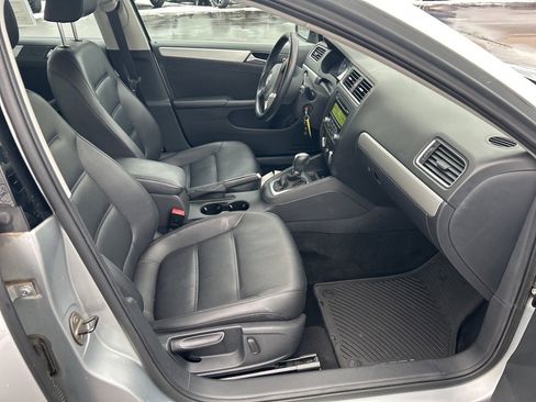Used 2014 Volkswagen Jetta SE image 16