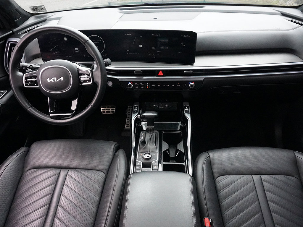 Used 2024 Kia Sorento SX Prestige AWD/4WD image 42