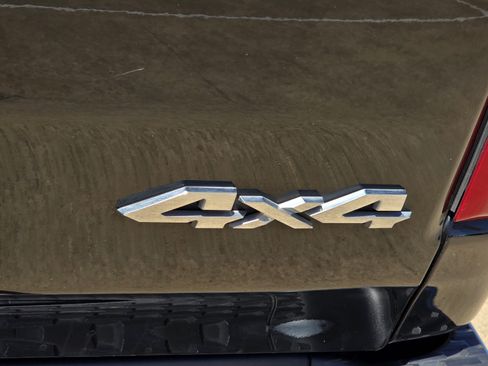 Used 2025 RAM 1500 Big Horn AWD/4WD image 9