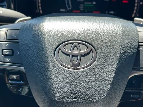 Used 2026 Toyota Camry SE w/ Multimedia Upgrade Package FWD image 37
