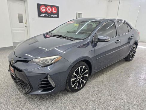 Used 2018 Toyota Corolla SE FWD image 3