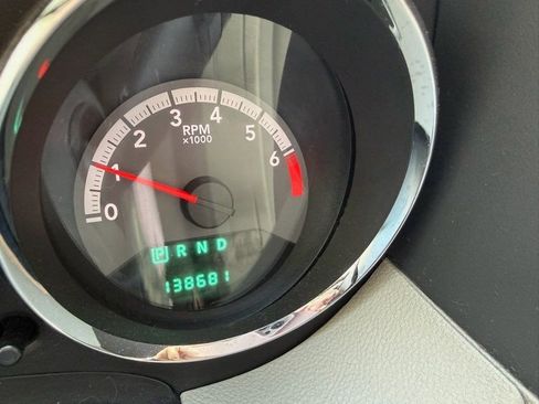 Used 2011 Dodge Caliber Mainstreet FWD image 6