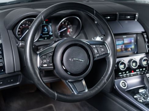 Used 2018 Jaguar F-TYPE Coupe RWD image 54
