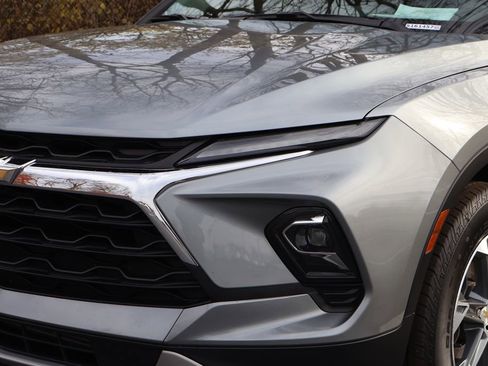 Certified 2024 Chevrolet Blazer LT image 3