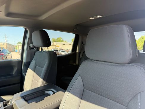 Used 2024 Chevrolet Silverado 1500 Custom Trail Boss w/ LPO, Dark Essentials Package AWD/4WD image 15