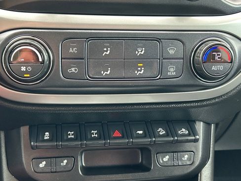 Used 2021 Chevrolet Colorado ZR2 w/ ZR2 Dusk Special Edition image 15