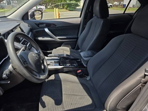 Used 2018 Mitsubishi Eclipse Cross ES AWD/4WD image 12