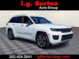 Used 2023 Jeep Grand Cherokee Overland AWD/4WD video 1