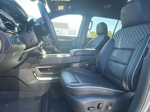 New 2024 GMC Acadia Denali w/ LPO, Floor Liner Package image 23