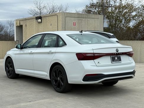 New 2026 Volkswagen Jetta SE image 5
