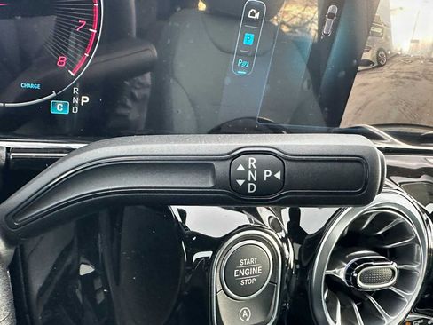 New 2026 Mercedes-Benz GLA 250 4MATIC image 36