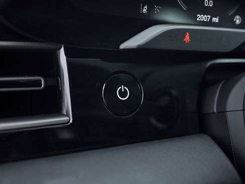 Used 2025 Porsche Taycan Turbo S w/ Premium Package image 55