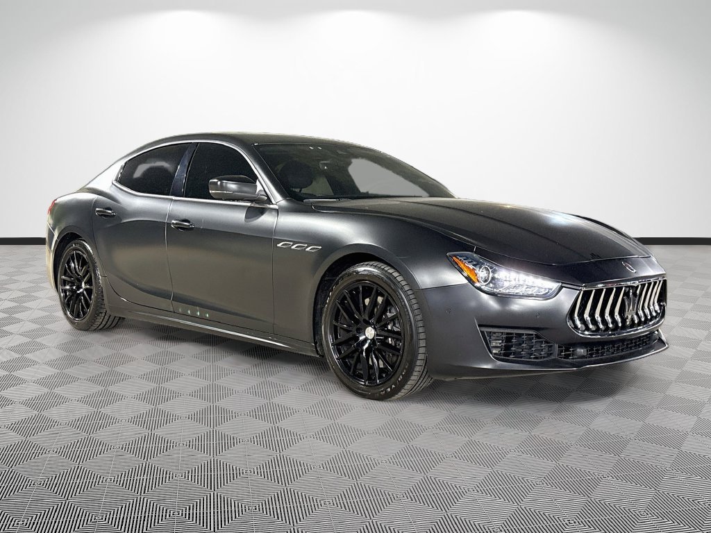 Used 2019 Maserati Ghibli S Q4 AWD/4WD image 2