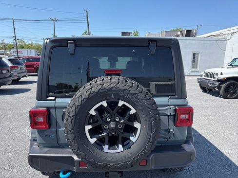 Used 2025 Jeep Wrangler Unlimited Rubicon 4xe AWD/4WD image 10