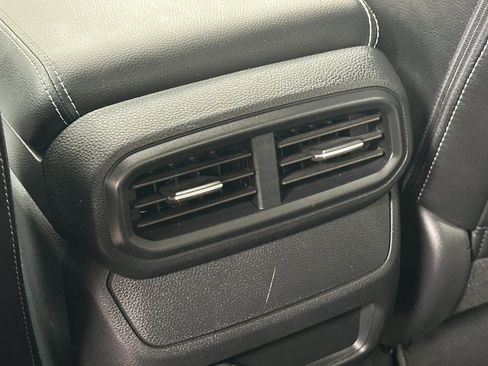 Used 2025 Honda Ridgeline RTL image 17